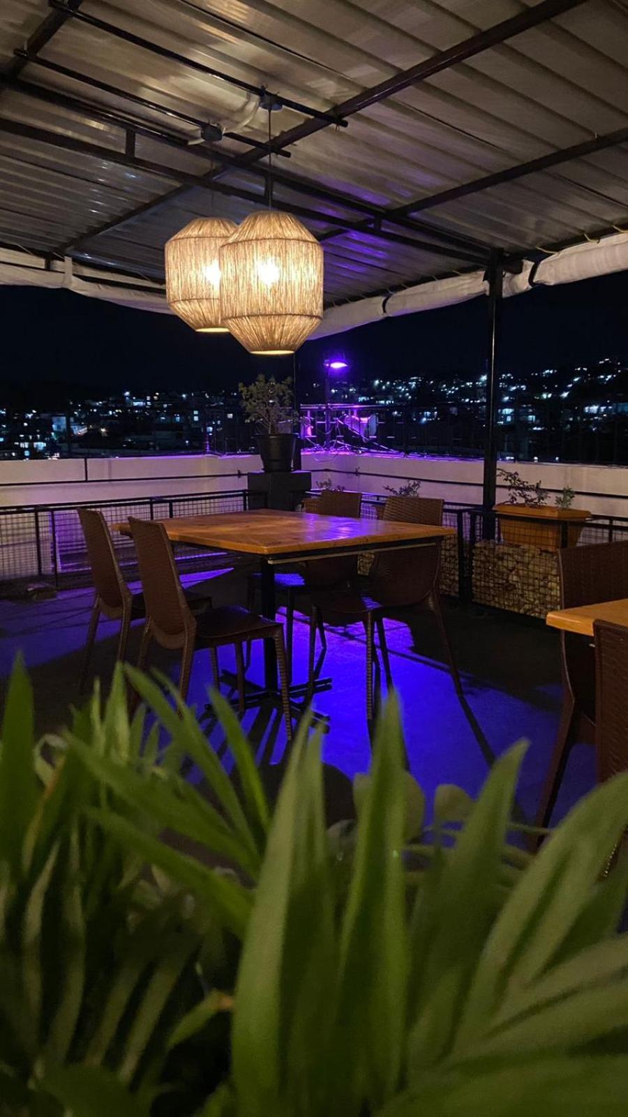 Hotel Travellers Inn Shillong Exteriör bild